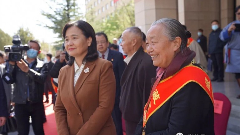 傳承精華，讓藏醫(yī)藥造福人民健康安全！